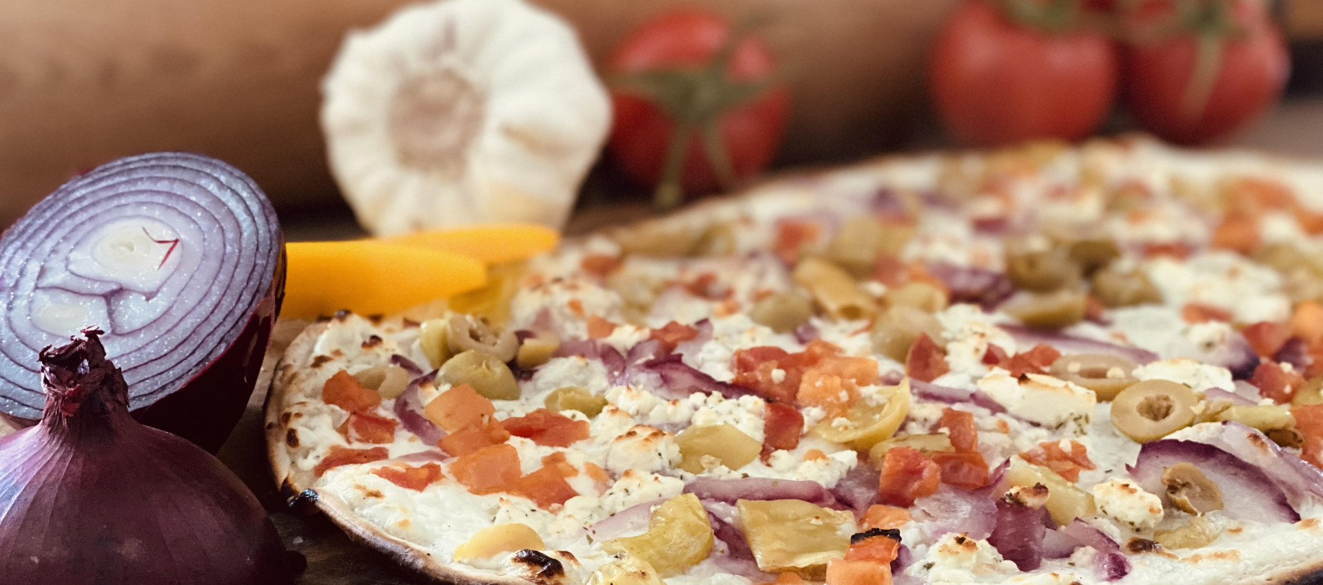 Flammenkuchen des Monats - griechisch